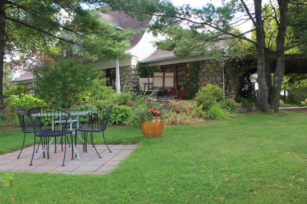 GrandʼMère Auberge Le Flores מראה חיצוני תמונה